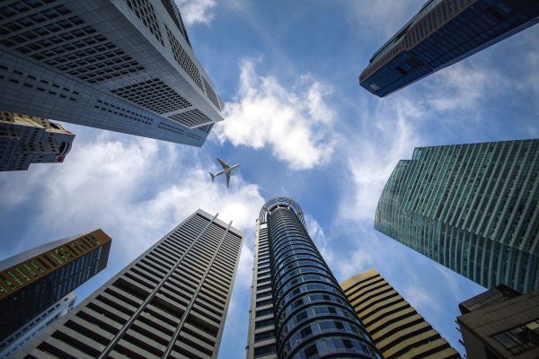 Inversión en derivados, fondos de inversión e inversión alternativa
