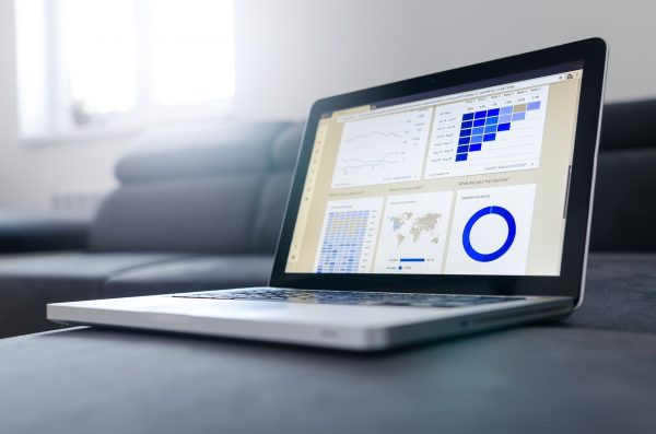 Contenidos e influencers en planificación digital de medios