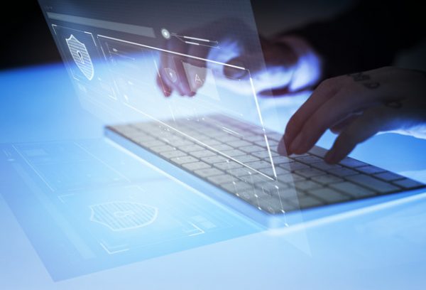 Operaciones de seguridad en sistemas ERP-CRM y almacén de datos