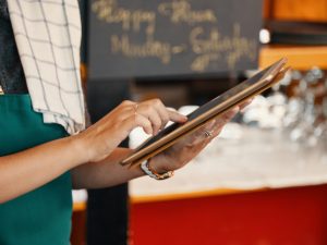 Camarero/a Servicio de Bar