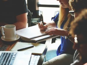 Estrategias metodológicas en la formación profesional para el empleo según modalidad de impartición