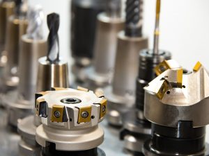 Tecnología de las uniones desmontables en el mecanizado básico