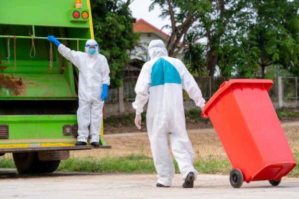 Vertido de residuos industriales en depósitos de seguridad